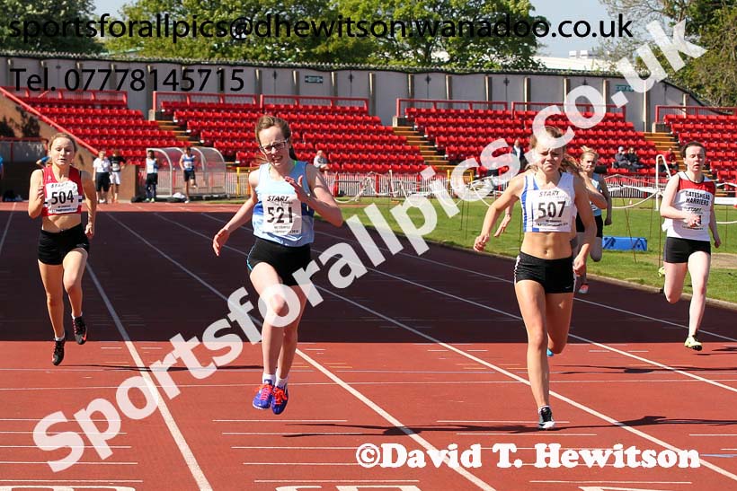 Womens under-17s, North East Track and Field Champs., Gateshead. Photo: David T. Hewitson/Sports for All Pics